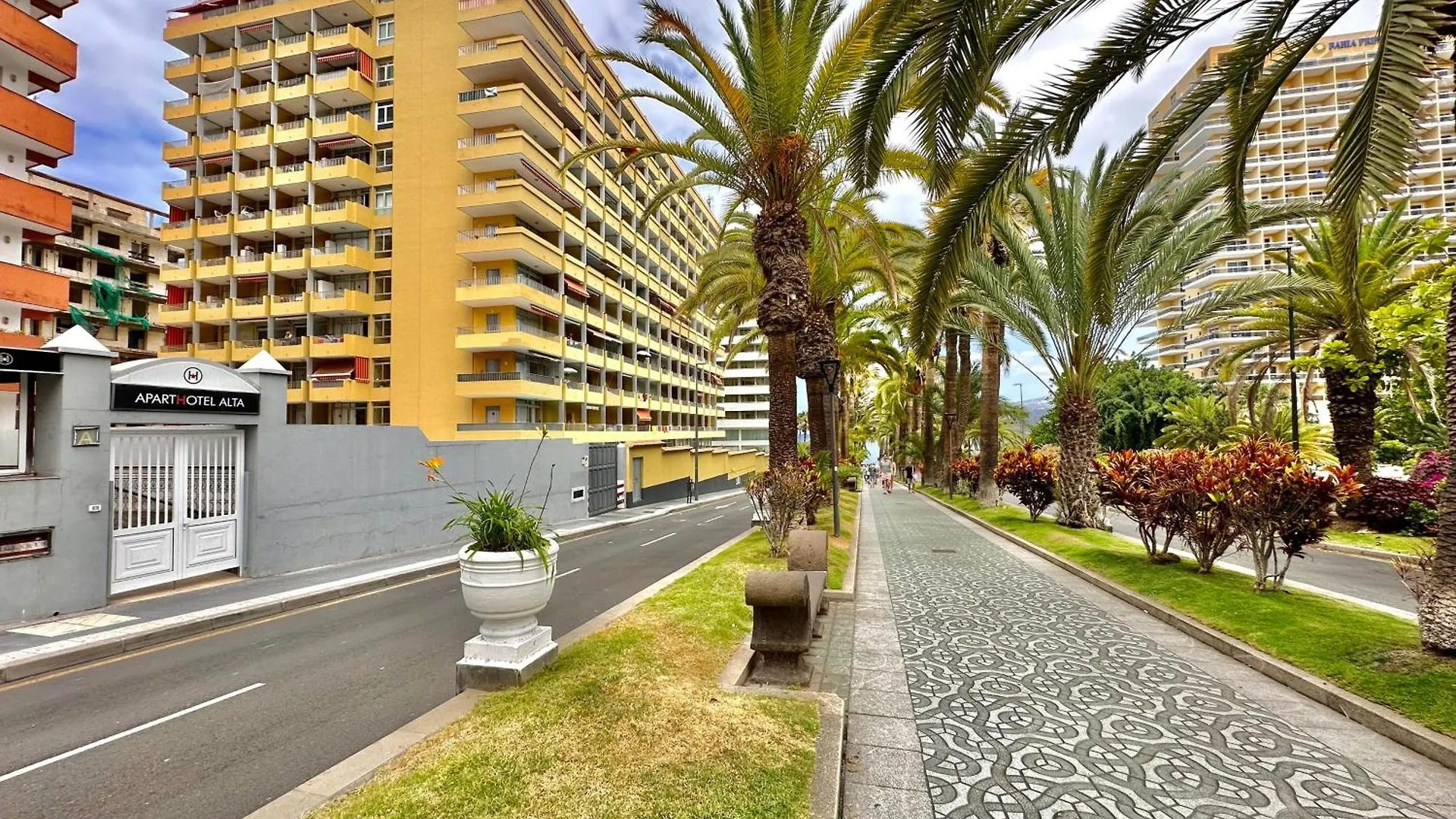 Alta Groundfloor Apartments Puerto de la Cruz  Puerto de la Cruz (Tenerife)